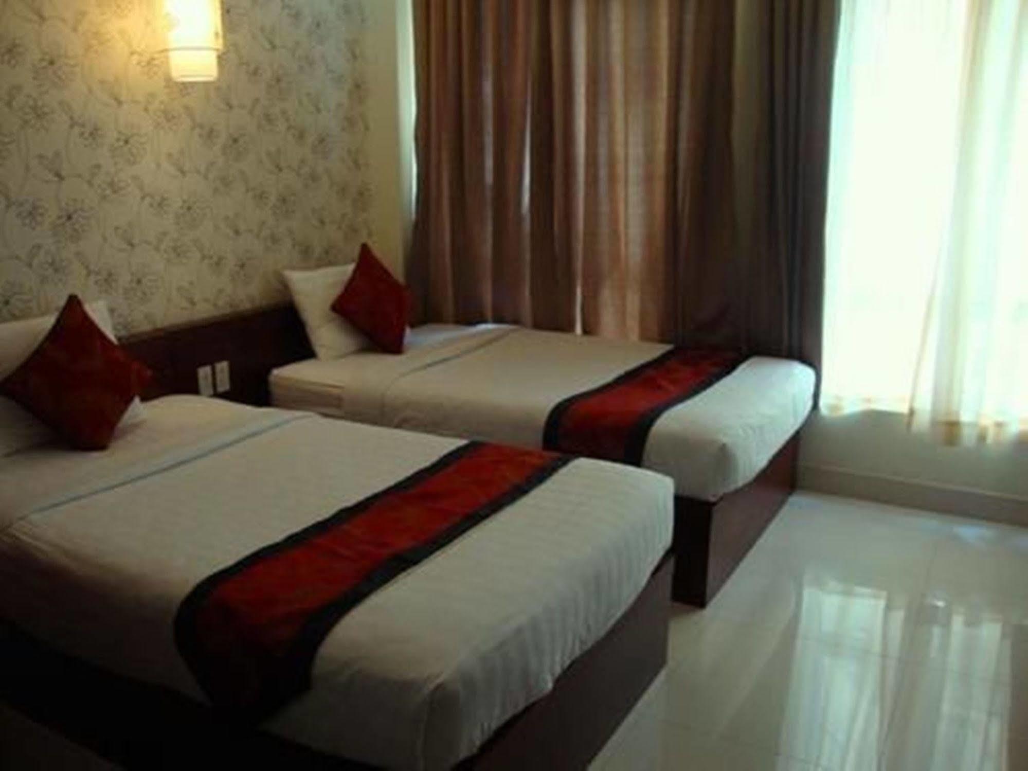 Trung Son Hotel Ho Chi Minh City Exterior photo